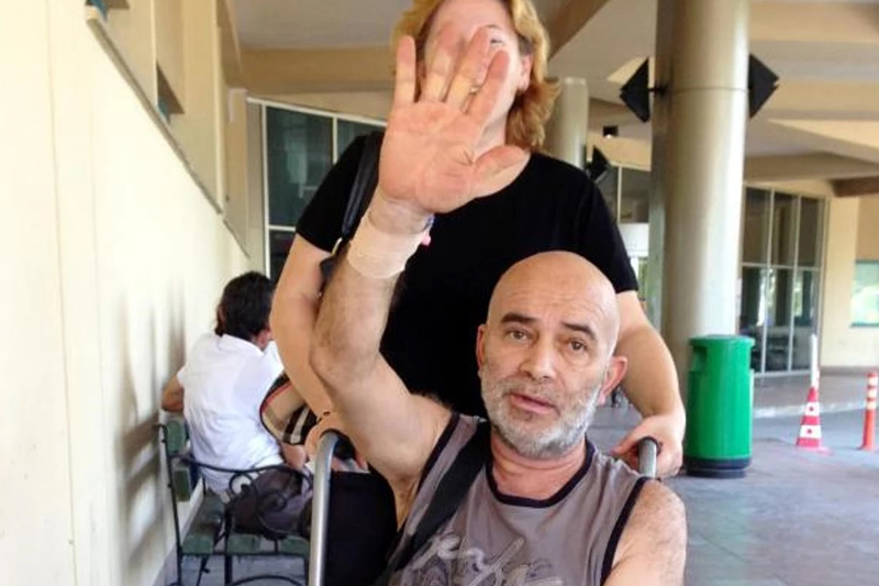 Yapay Kalpli Hastaya Beyin Ameliyatı